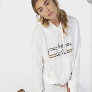 🌹NWT ❋ Peace Love World “Steph Pullover” Large🌹